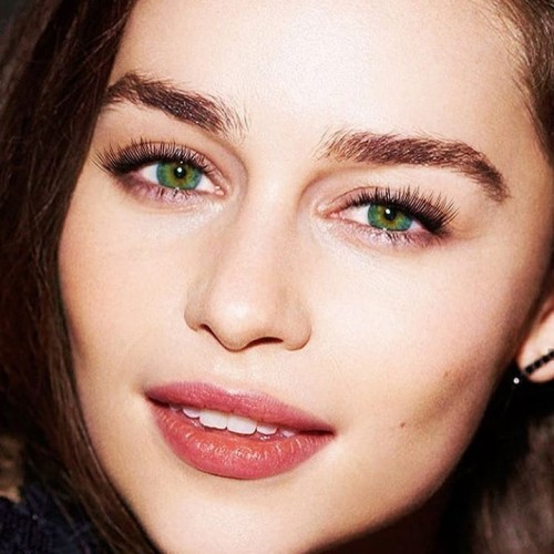 Emilia-Clarke-21935.jpg