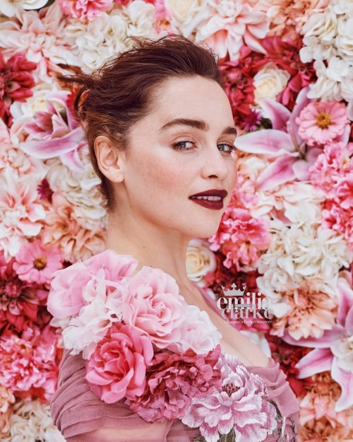 Emilia-Clarke-21939.jpg