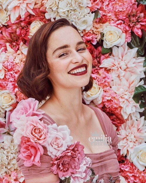 Emilia-Clarke-21940.jpg