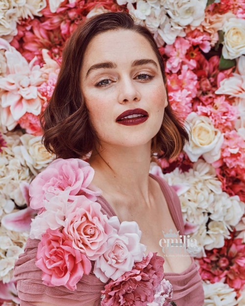 Emilia-Clarke-21941.jpg