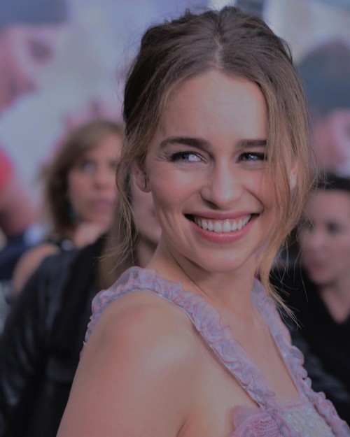 Emilia-Clarke-21978.jpg