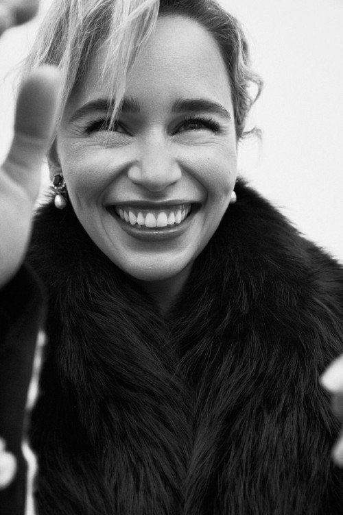 Emilia-Clarke-22080.jpg