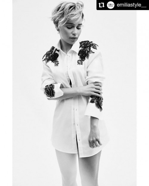 Emilia-Clarke-22095.jpg