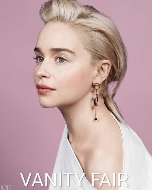Emilia-Clarke-22187.jpg