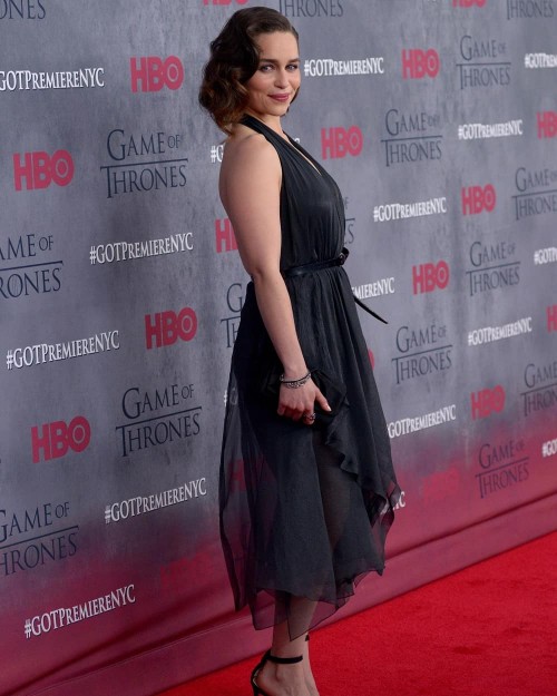 Emilia-Clarke-22215.jpg