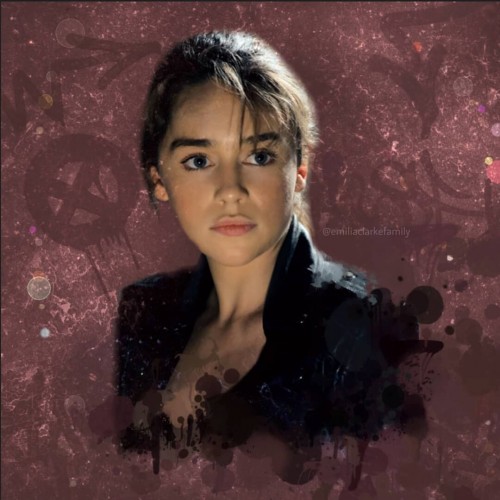 Emilia-Clarke-22224.jpg