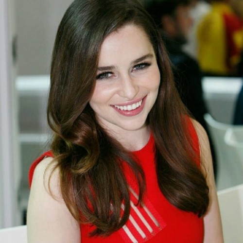 Emilia-Clarke-22225.jpg