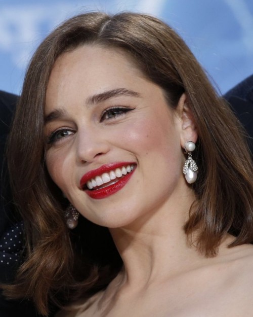 Emilia-Clarke-22269.jpg