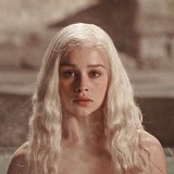 Emilia-Clarke-22438