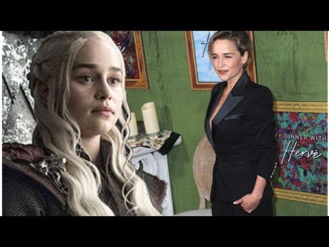 Emilia-Clarke-22941.jpg