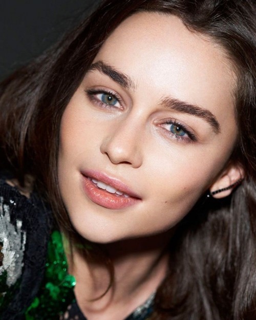 Emilia-Clarke-22999.jpg