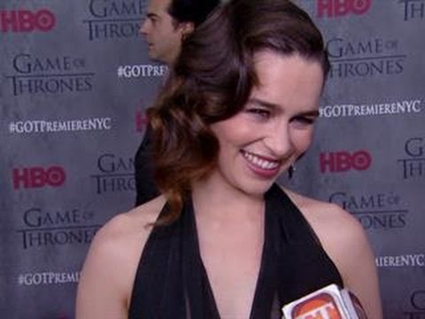 Emilia-Clarke-23015.jpg