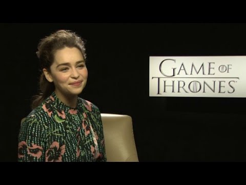 Emilia-Clarke-23038.jpg