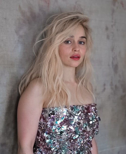 Emilia-Clarke-23385.jpg