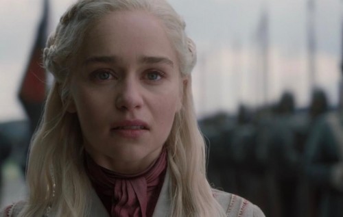 Emilia-Clarke-30029.jpg