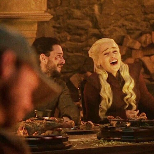Emilia-Clarke-30057.jpg