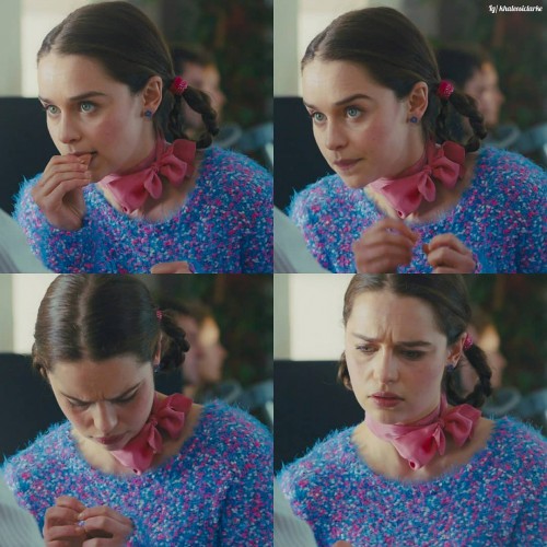 Emilia-Clarke-30158.jpg