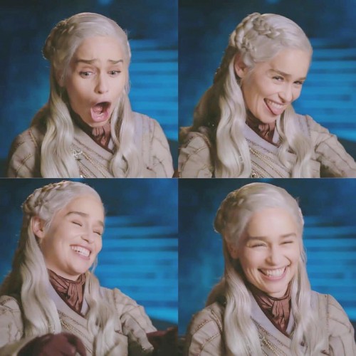 Emilia-Clarke-30238.jpg
