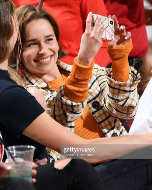 Emilia-Clarke-30721.jpg