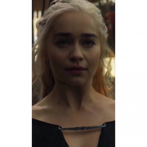 Emilia-Clarke-30913.jpg