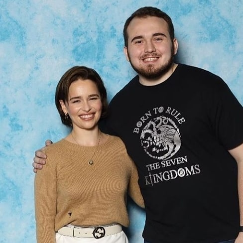 Emilia-Clarke-30960.jpg