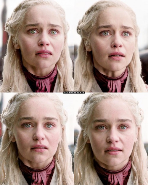 Emilia-Clarke-31390.jpg