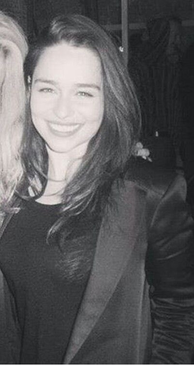 Emilia-Clarke-31466.jpg