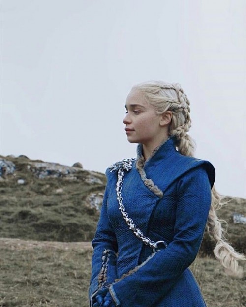 Emilia-Clarke-31477.jpg
