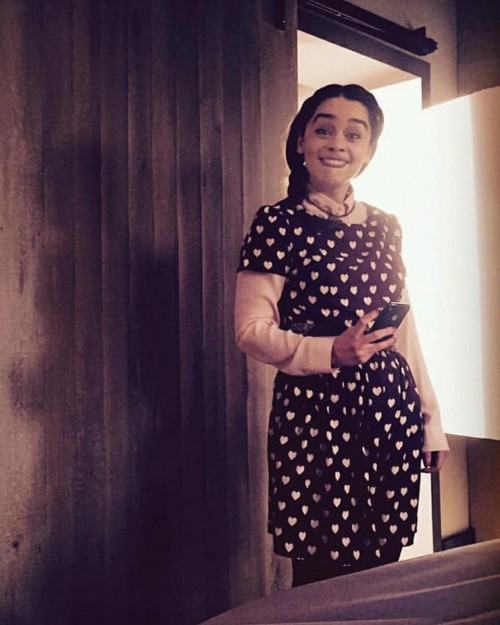 Emilia-Clarke-32045.jpg