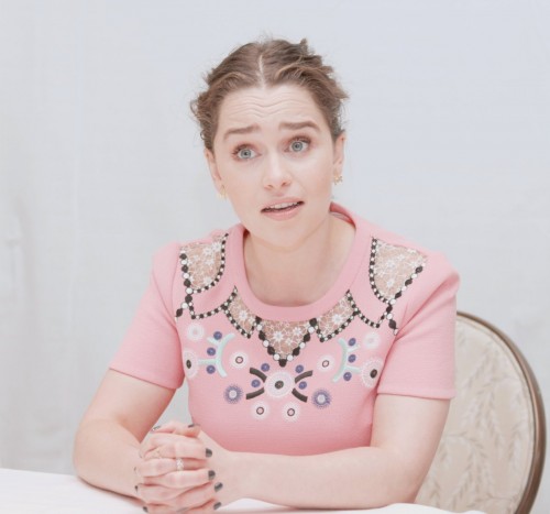 Emilia-Clarke-32098.jpg