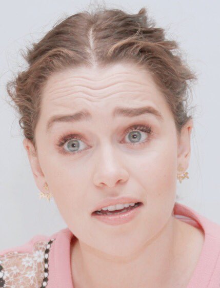 Emilia-Clarke-32099.jpg