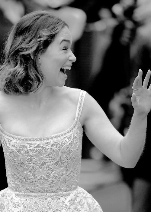 Emilia-Clarke-32193.jpg