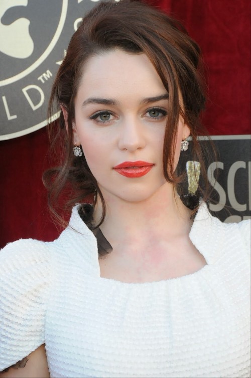Emilia-Clarke-32249.jpg