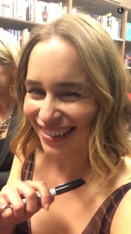 Emilia-Clarke-32343.jpg