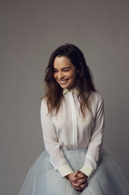 Emilia-Clarke-32367.jpg