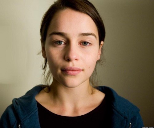 Emilia-Clarke-32425.jpg