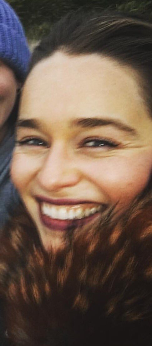 Emilia-Clarke-32432.jpg