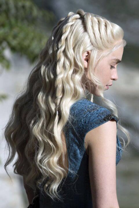 Emilia-Clarke-32459.jpg