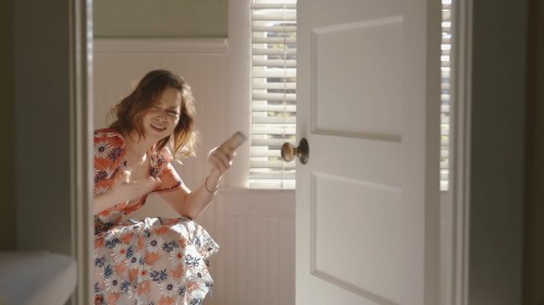 Emilia-Clarke-32499.jpg