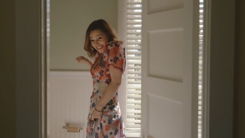Emilia-Clarke-32501.jpg