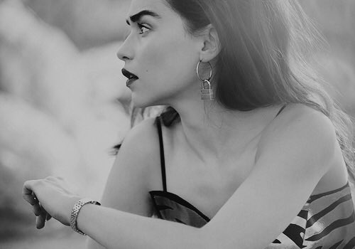 Emilia-Clarke-32505.jpg