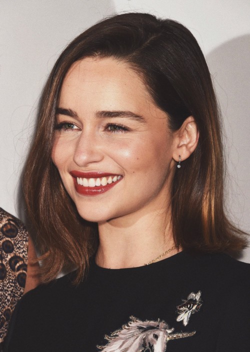 Emilia-Clarke-32835.jpg