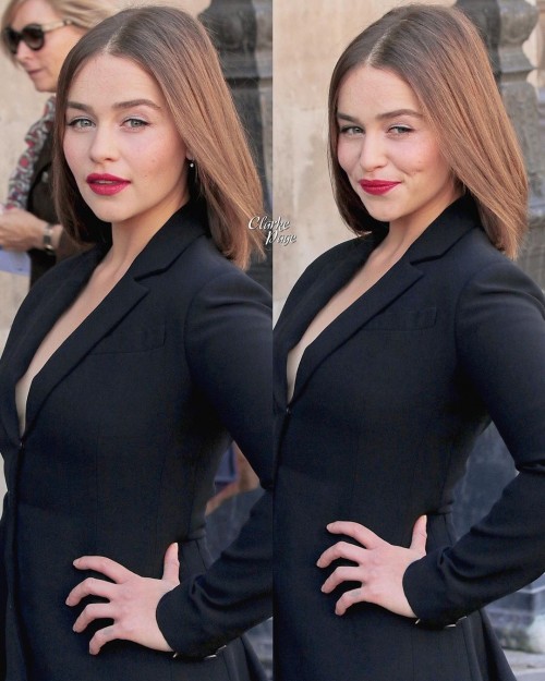 Emilia-Clarke-32976.jpg