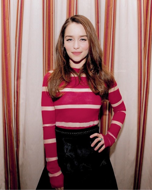 Emilia-Clarke-32987.jpg