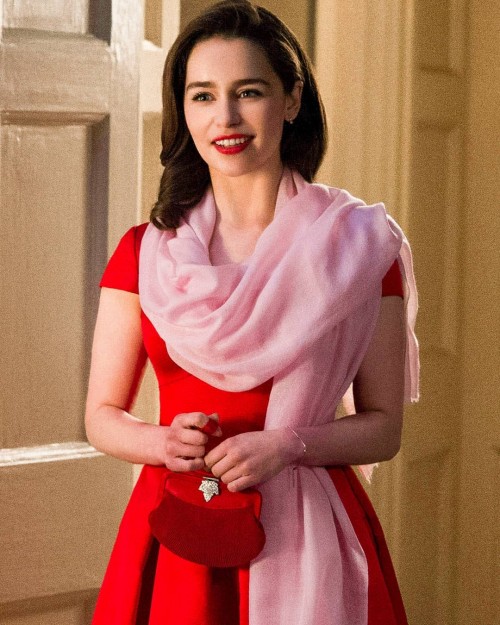Emilia-Clarke-33001.jpg
