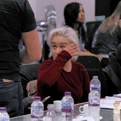 Emilia-Clarke-33026.jpg