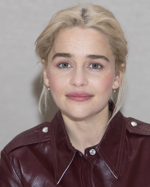 Emilia-Clarke-33037.jpg