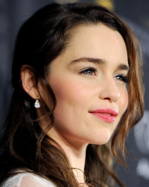 Emilia-Clarke-33081.jpg