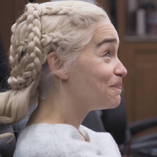 Emilia-Clarke-33095.jpg