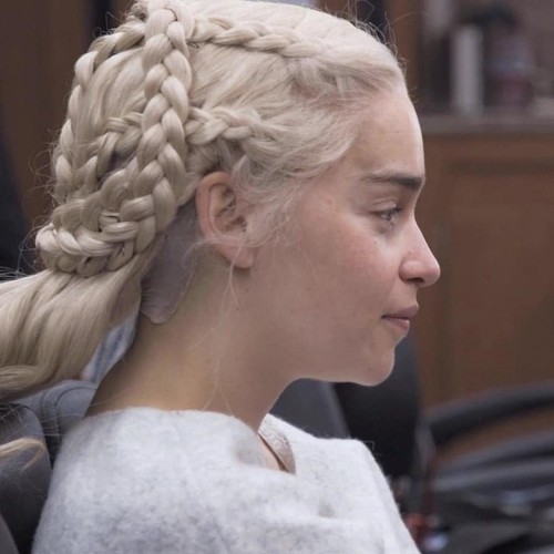 Emilia-Clarke-33096.jpg